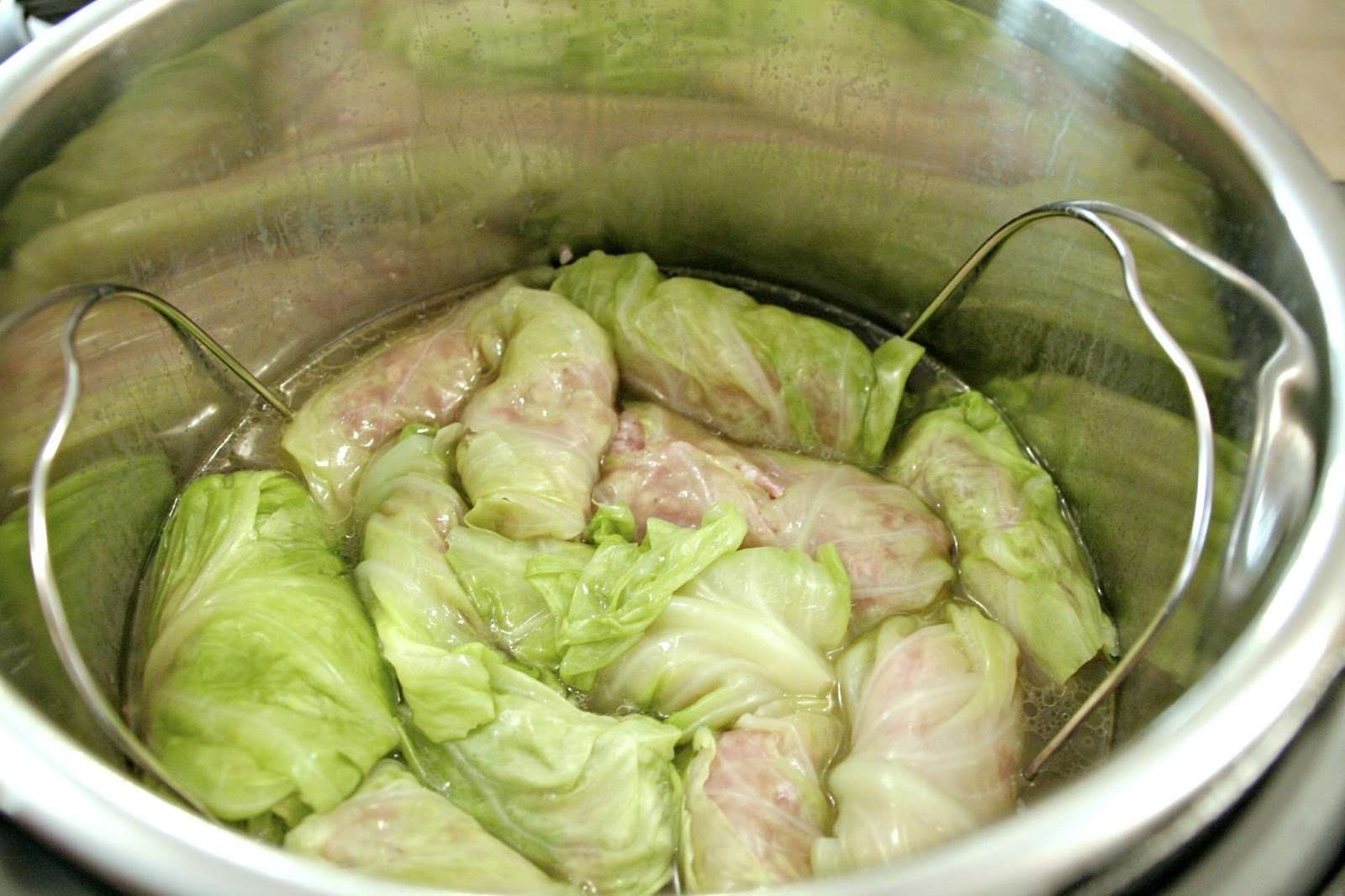Easy Instant Pot Cabbage Rolls