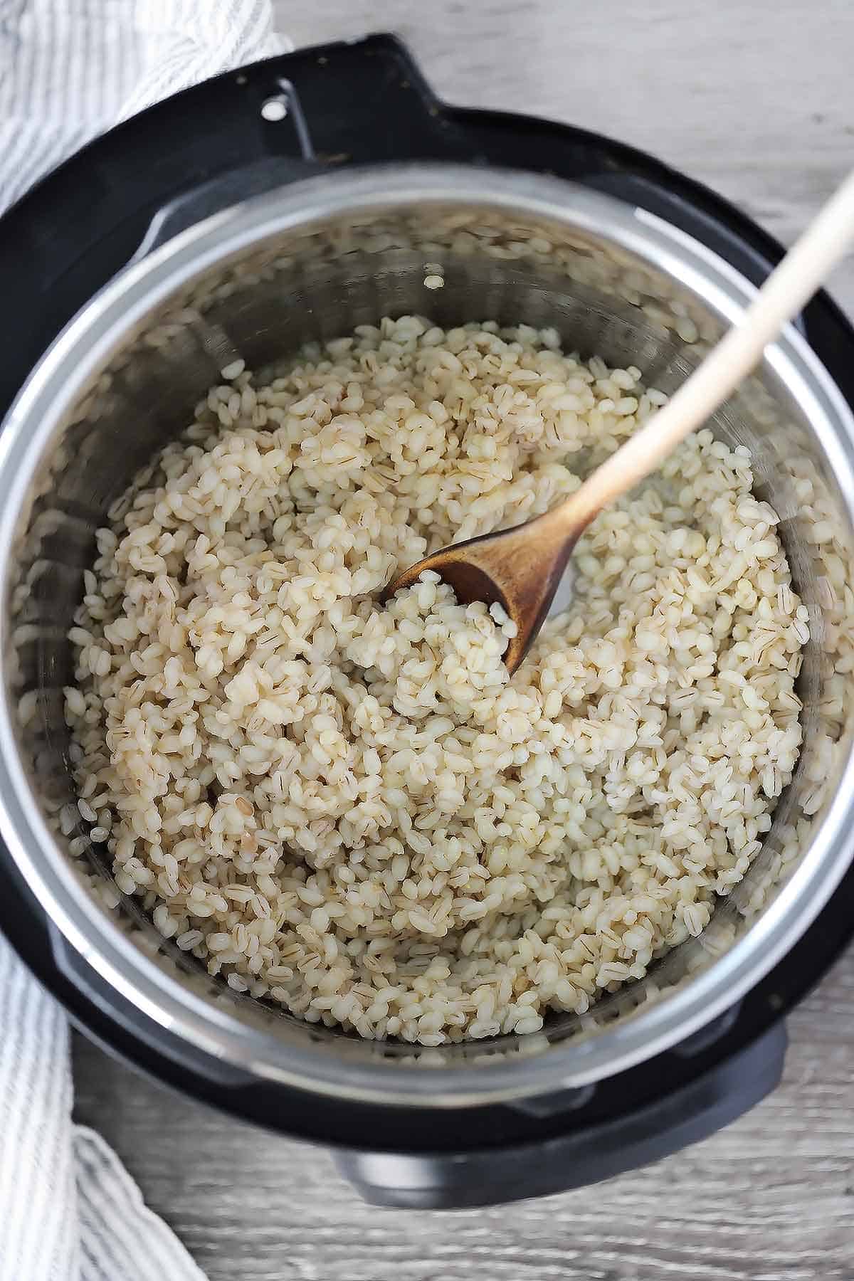 How to Cook Barley in an Instant Pot (pearl or hulled ...