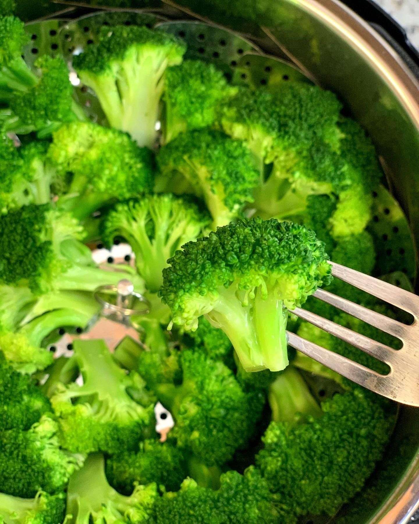 How to cook perfect crunchy broccoli in instant pot in ...