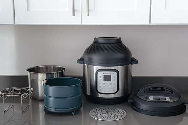 Instant Pot Duo Crisp Pressure Cooker & Airfryer Review ...