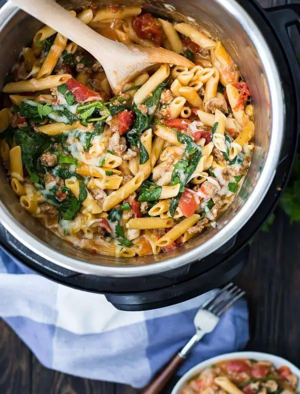 Instant Pot Pasta with Sausage, Spinach, and Tomatoes