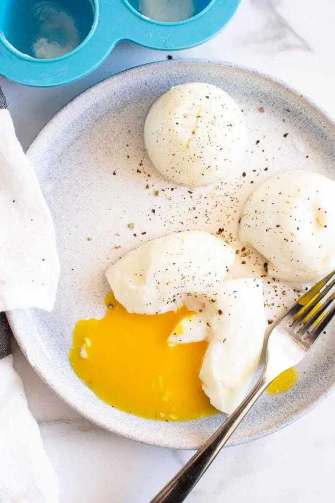 Instant Pot Poached Eggs {Perfect Every Time}