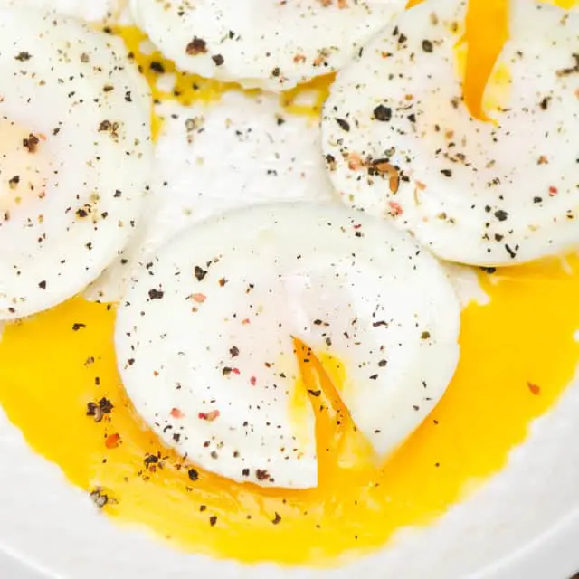 Instant Pot Poached Eggs Recipe (Step by Step + Video)